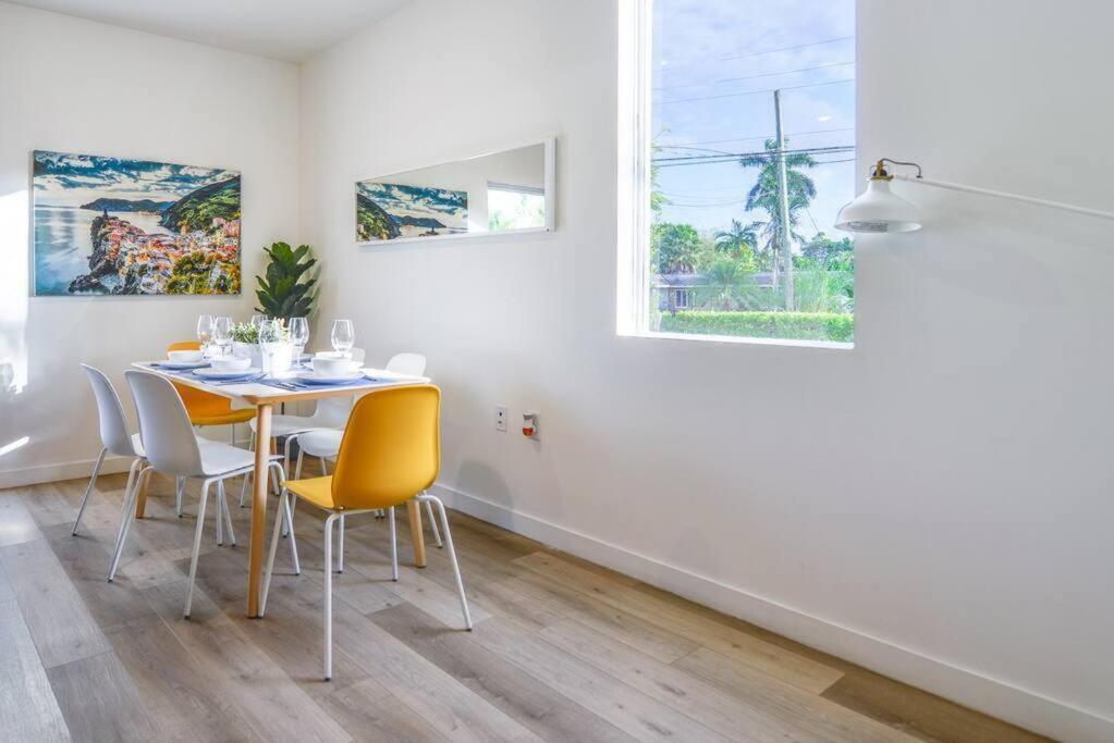 Amazing Town House 15 Min From The Beach Wfree Parking Miami Exterior foto