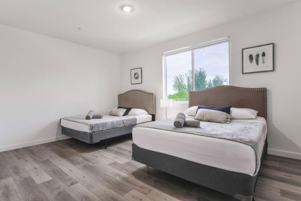 Amazing Town House 15 Min From The Beach Wfree Parking Miami Exterior foto