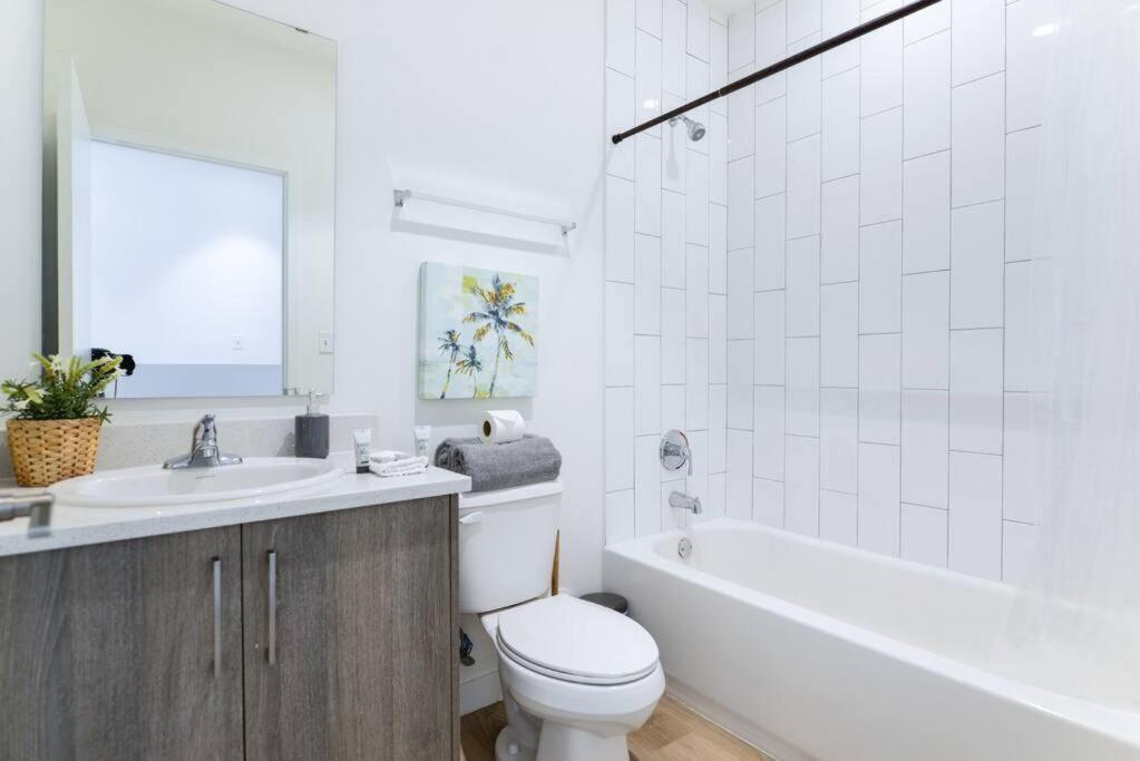 Amazing Town House 15 Min From The Beach Wfree Parking Miami Exterior foto