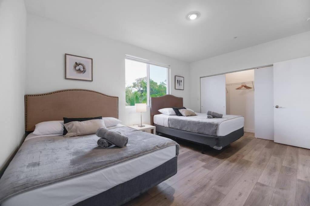 Amazing Town House 15 Min From The Beach Wfree Parking Miami Exterior foto